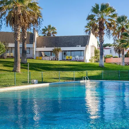 Villa Lina - *